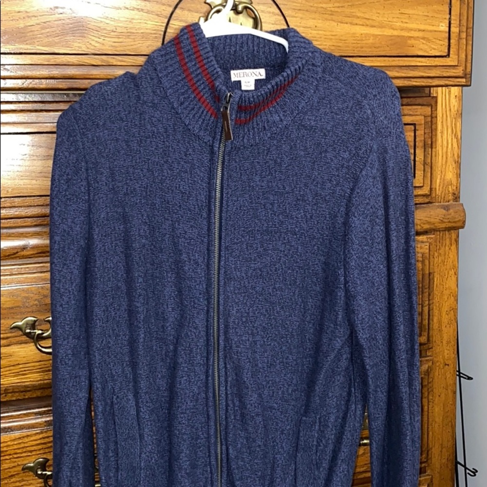 Jacket/ Sweater